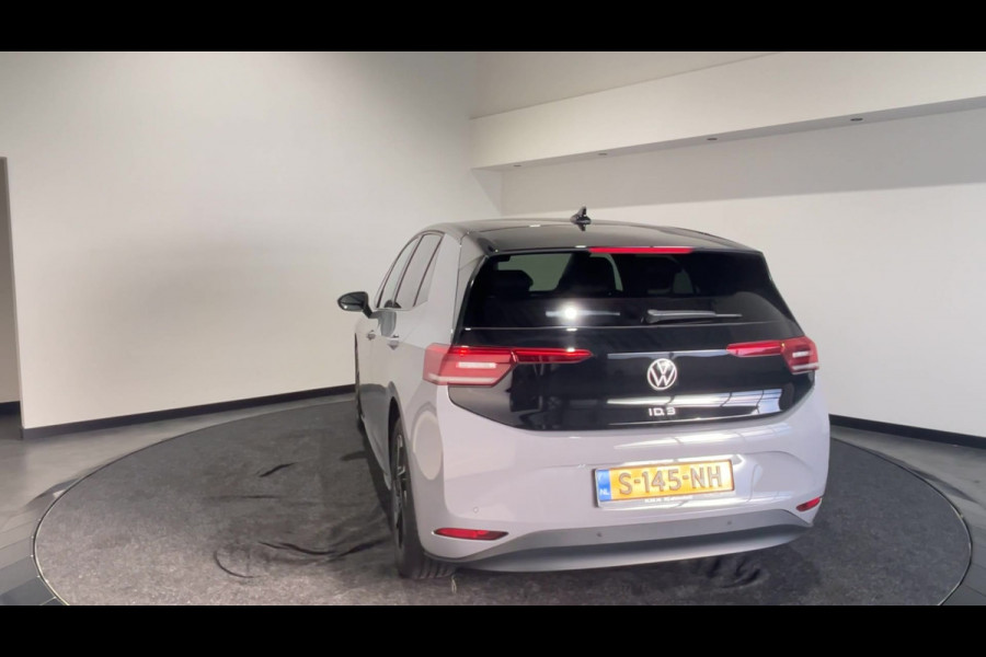 Volkswagen ID.3 Pro 58 kWh "18 inch Lichtmetalen Velgen | Zwart dak | Parkeersensoren