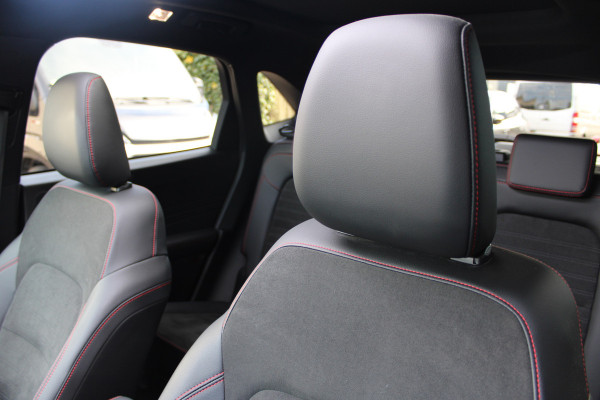 Ford Kuga 2.5 PHEV Graphite Tech Edition | Panoramadak | Trekhaak | BLIS | Full Options