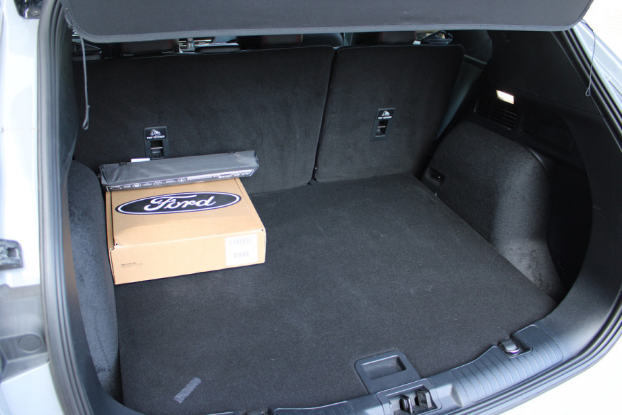 Ford Kuga 2.5 PHEV Graphite Tech Edition | Panoramadak | Trekhaak | BLIS | Full Options