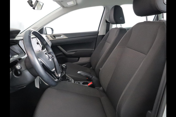 Volkswagen Polo 1.0 TSI Comfortline 95 pk | Navigatie | Parkeersensoren | Adaptieve cruise control | Apple Carplay/Android Auto |