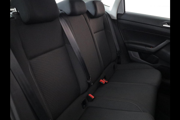 Volkswagen Polo 1.0 TSI Comfortline 95 pk | Navigatie | Parkeersensoren | Adaptieve cruise control | Apple Carplay/Android Auto |