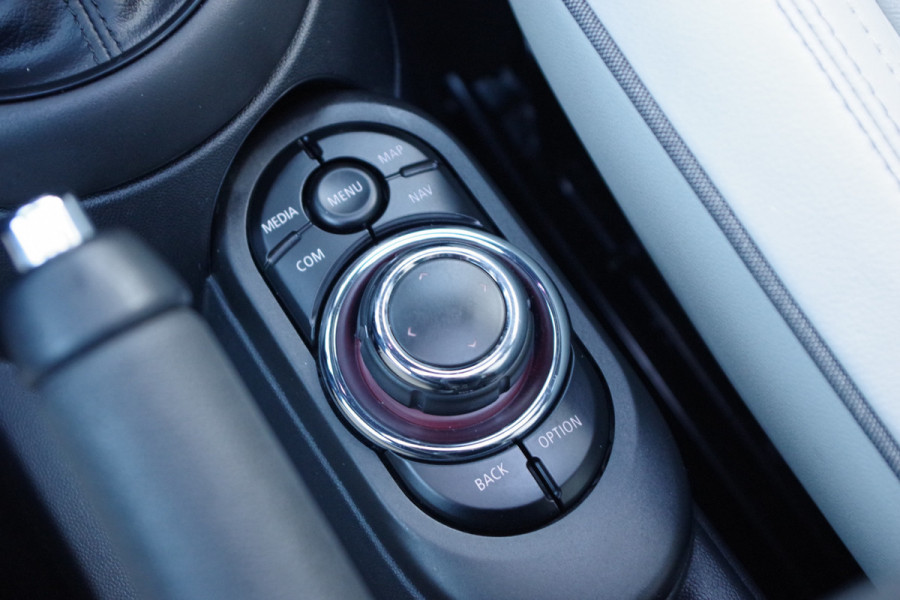 MINI Mini 2.0 179 PK Automaat Cooper S MINI Yours, Panoramadak, Harmon/Kardon, Leder