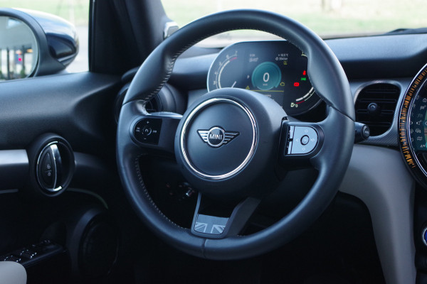 MINI Mini 2.0 179 PK Automaat Cooper S MINI Yours, Panoramadak, Harmon/Kardon, Leder