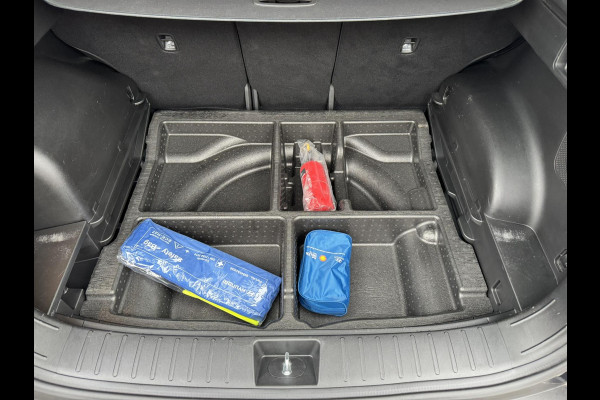 Hyundai Tucson 1.6 T-GDI HEV Adaptive cruise Climate control Stoelverwarming Full LED Keyless Apple / Android Camera