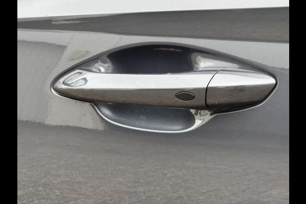 Hyundai Tucson 1.6 T-GDI HEV Adaptive cruise Climate control Stoelverwarming Full LED Keyless Apple / Android Camera
