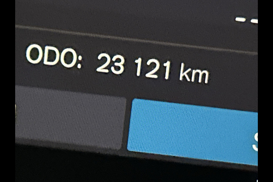 Volvo C40 Recharge Twin Ultimate 82 kWh Harman Kardon, elektr. stoelen met memory, elektr. achterklep, panorama glasdak wordt verwacht