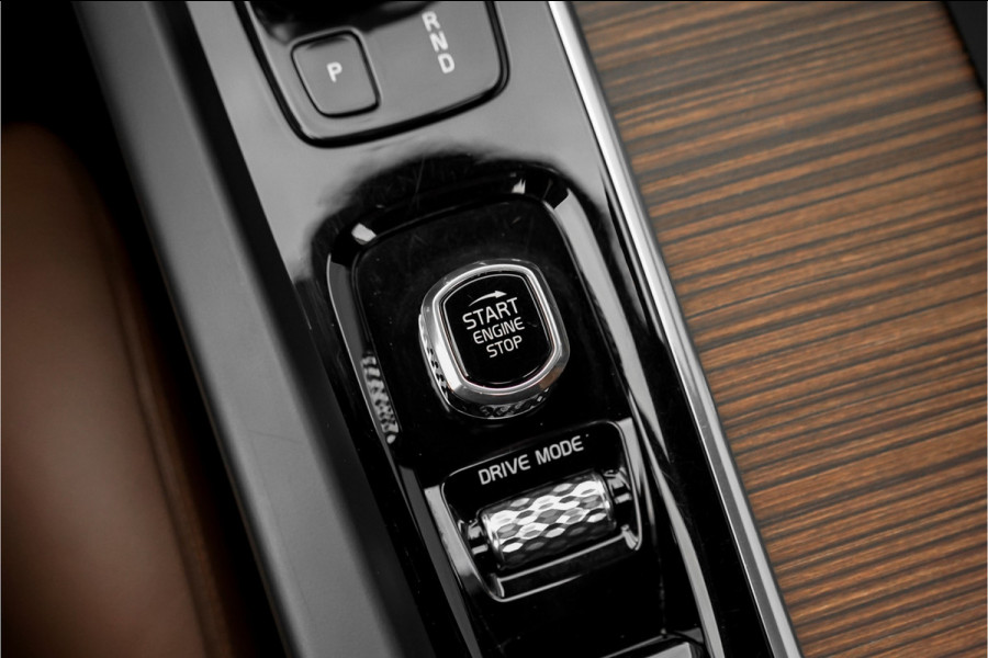 Volvo XC60 2.0 B5 Inscription Pano ACC H/K Leder HUD Trekhaak