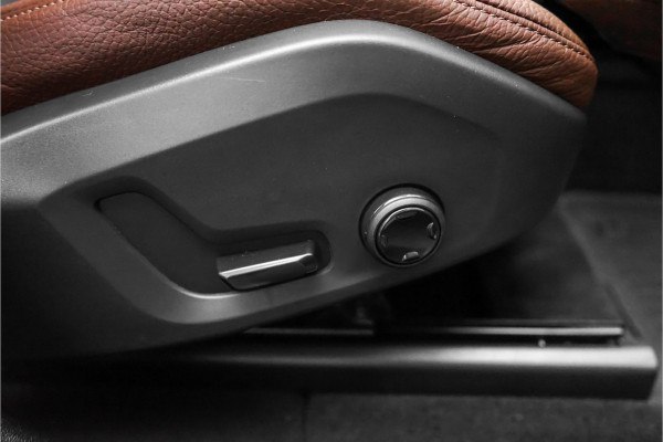 Volvo XC60 2.0 B5 Inscription Pano ACC H/K Leder HUD Trekhaak