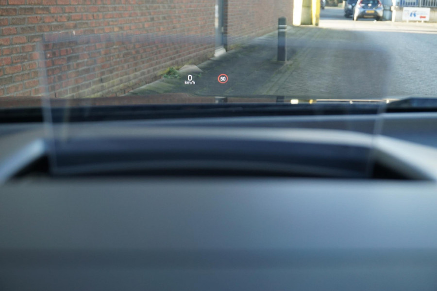 Ford FOCUS Wagon 1.0 EcoB.155PK!! Hybrid Titanium X/Zeer compleet!! Nieuwprijs E37.600,--!!