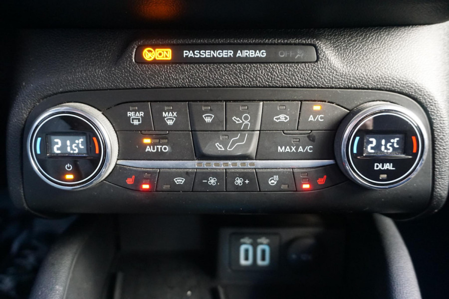 Ford FOCUS Wagon 1.0 EcoB.155PK!! Hybrid Titanium X/Zeer compleet!! Nieuwprijs E37.600,--!!