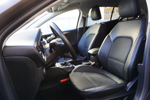 Ford FOCUS Wagon 1.0 EcoB.155PK!! Hybrid Titanium X/Zeer compleet!! Nieuwprijs E37.600,--!!