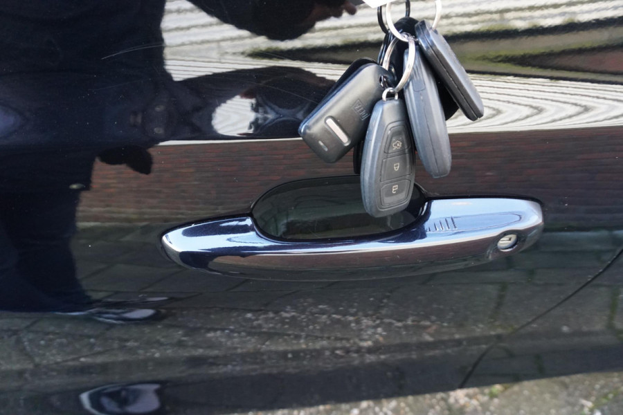 Ford FOCUS Wagon 1.0 EcoB.155PK!! Hybrid Titanium X/Zeer compleet!! Nieuwprijs E37.600,--!!