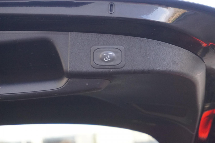 Ford FOCUS Wagon 1.0 EcoB.155PK!! Hybrid Titanium X/Zeer compleet!! Nieuwprijs E37.600,--!!