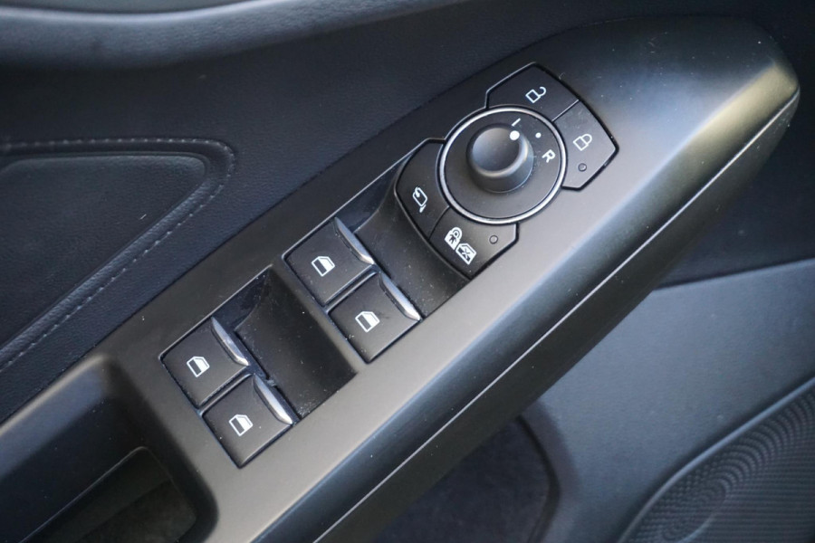 Ford FOCUS Wagon 1.0 EcoB.155PK!! Hybrid Titanium X/Zeer compleet!! Nieuwprijs E37.600,--!!