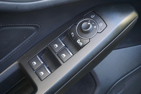 Ford FOCUS Wagon 1.0 EcoB.155PK!! Hybrid Titanium X/Zeer compleet!! Nieuwprijs E37.600,--!!