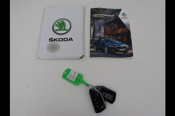 Škoda Octavia 1.0 TSI Business Edition Plus | Stoelverwarming | Adaptive cruise | Trekhaak | Carplay | Sfeerverlichting | Navigatie | Keyless | Full LED | Parkeerhulp | Climate control