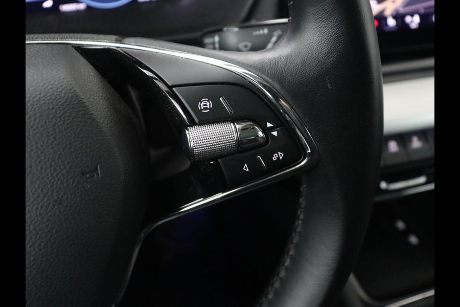 Škoda Octavia 1.0 TSI Business Edition Plus | Stoelverwarming | Adaptive cruise | Trekhaak | Carplay | Sfeerverlichting | Navigatie | Keyless | Full LED | Parkeerhulp | Climate control