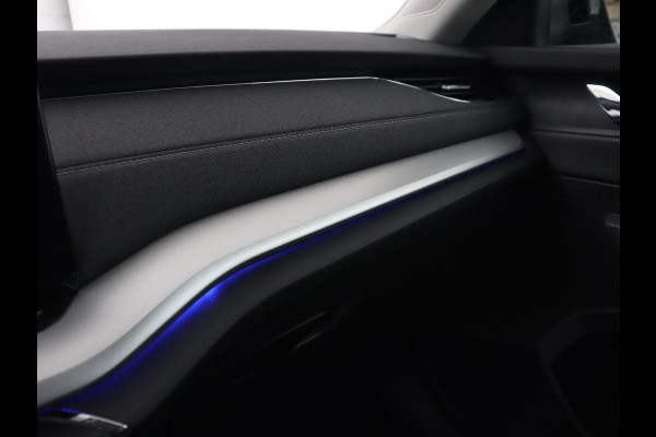 Škoda Octavia 1.0 TSI Business Edition Plus | Stoelverwarming | Adaptive cruise | Trekhaak | Carplay | Sfeerverlichting | Navigatie | Keyless | Full LED | Parkeerhulp | Climate control