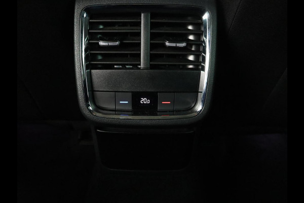 Škoda Octavia 1.0 TSI Business Edition Plus | Stoelverwarming | Adaptive cruise | Trekhaak | Carplay | Sfeerverlichting | Navigatie | Keyless | Full LED | Parkeerhulp | Climate control