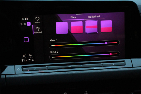 Volkswagen Golf Variant 1.5 eTSI 150pk DSG Style | Navigatie | Apple Carplay/Android Auto | Lane Assist | Dodehoek Assistent | Head-up Display |Park Assist | Parkeersensoren | Camera | Stuur- en stoelverwarming | Keyless Entry/Start | LED-verlichting voor