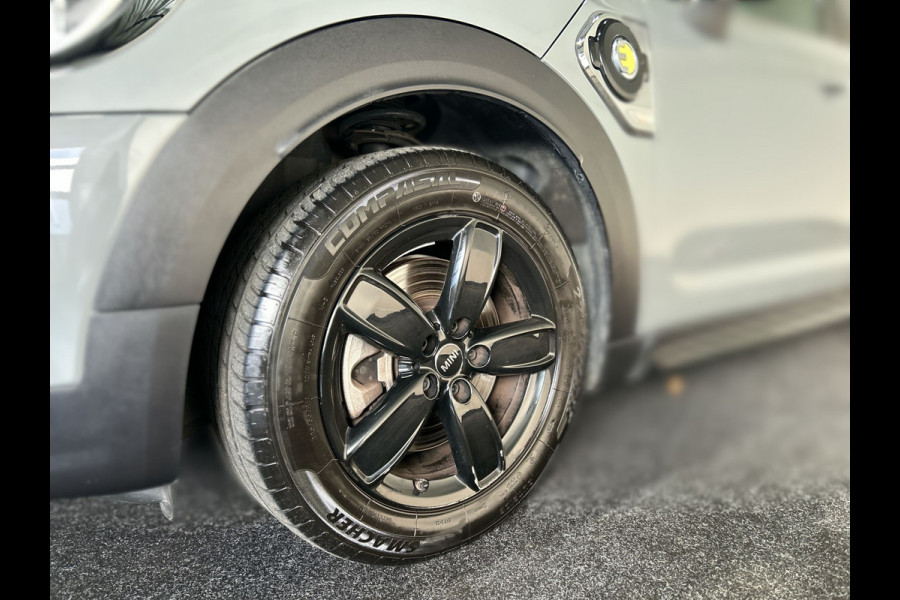 MINI Countryman 1.5 Cooper S E ALL4 Untamed Edition HUD Display | Verwarmde voorruit | Elektrische stoelen