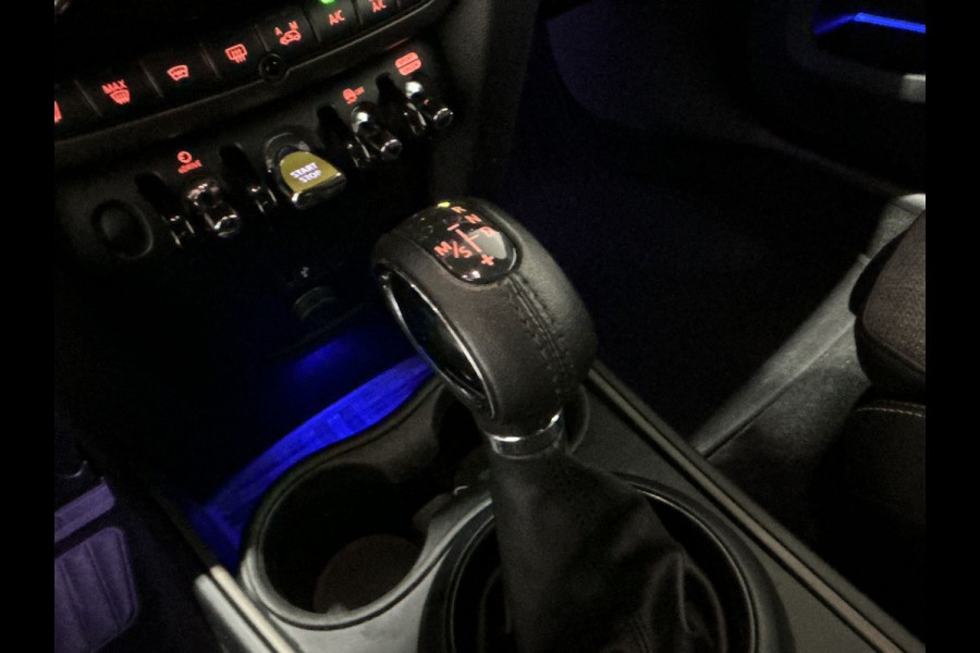 MINI Countryman 1.5 Cooper S E ALL4 Untamed Edition HUD Display | Verwarmde voorruit | Elektrische stoelen