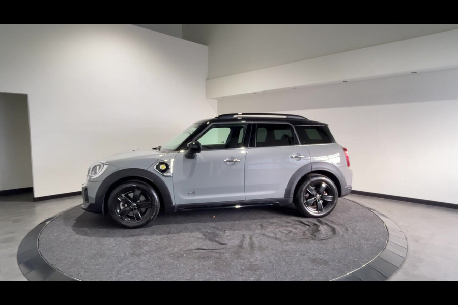 MINI Countryman 1.5 Cooper S E ALL4 Untamed Edition HUD Display | Verwarmde voorruit | Elektrische stoelen