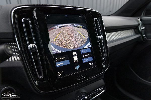 Volvo XC40 1.5 T5 Recharge R-Design | Zwenkbare trekhaak | Adaptieve cruise | Blis | Metallic |