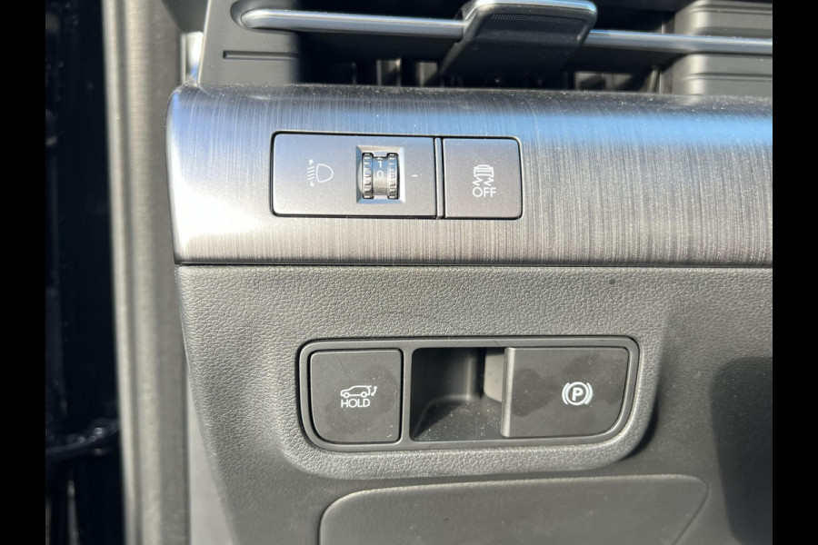 Hyundai KONA ELECTRIC Comfort Smart 65.4 kWh | Longrange | 3-Fase Lader | Warmtepomp | Dealeronderhouden | Fabrieksgarantie Hyundai tot 2029 | Elektrische Achterklep | Stoel & Stuurverwarming | Afnembare Trekhaak | Rijklaar Geleverd