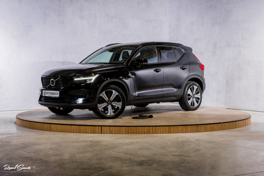 Volvo XC40 1.5 T5 Plug-in hybrid Ultimate Dark | Panorama dak | Adaptieve cruise | Blis | Memory | Harman Kardon |