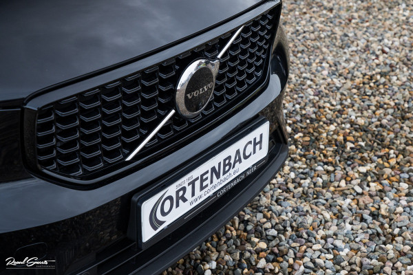 Volvo XC40 1.5 T5 Plug-in hybrid Ultimate Dark | Panorama dak | Adaptieve cruise | Blis | Memory | Harman Kardon |
