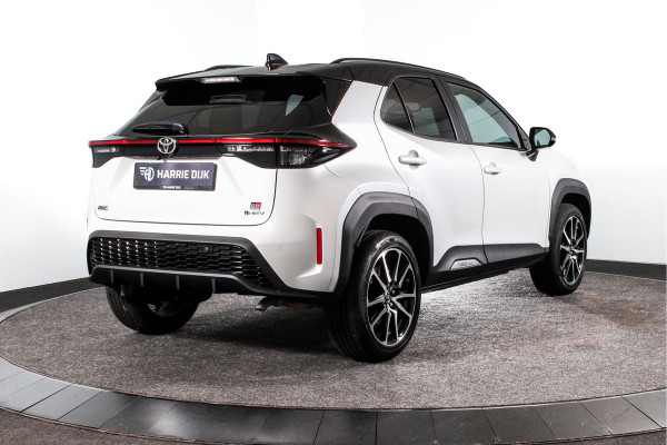 Toyota Yaris Cross 1.5 Hybrid 130 GR Sport | Dig.Cockpit | Adapt.Cruise | Head-up | Stoel+Stuurverw. | 360 Camera | PDC + NAV + App.Connect (Draadloos) | ECC | LM 18" | 9816