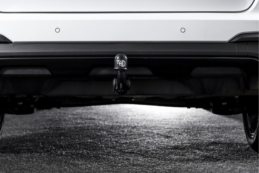 Škoda Kamiq 1.5 TSI 150 PK Monte Carlo - Automaat | Pano | Elek. Trekhaak | Dig. Cockpit | Cruise | Stoelverw. | Camera | PDC | NAV + App. Connect | ECC |  LM 18" | 0971