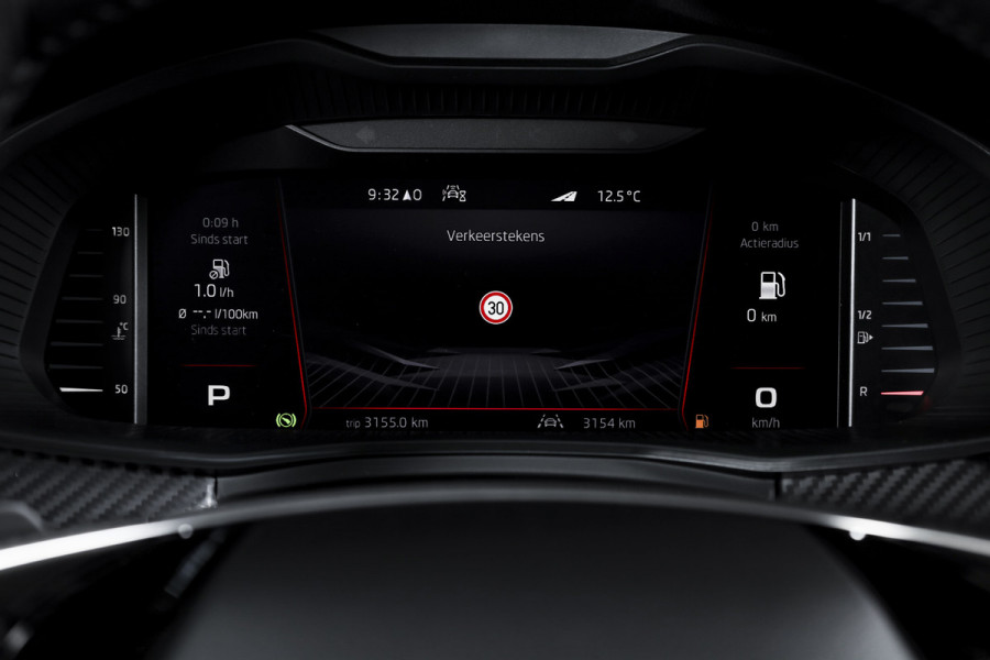 Škoda Kamiq 1.5 TSI 150 PK Monte Carlo - Automaat | Pano | Elek. Trekhaak | Dig. Cockpit | Cruise | Stoelverw. | Camera | PDC | NAV + App. Connect | ECC |  LM 18" | 0971