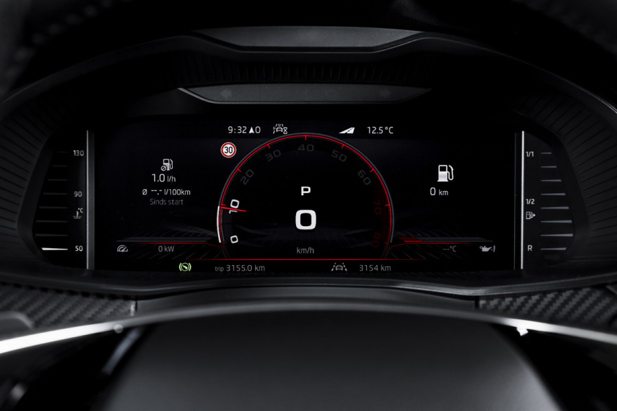 Škoda Kamiq 1.5 TSI 150 PK Monte Carlo - Automaat | Pano | Elek. Trekhaak | Dig. Cockpit | Cruise | Stoelverw. | Camera | PDC | NAV + App. Connect | ECC |  LM 18" | 0971