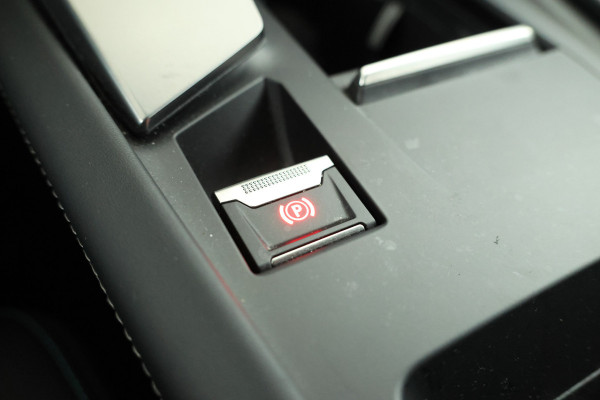 Peugeot 308 SW 1.5 BlueHDi Allure Pack Business Automaat, Leer, Apple carplay, Climate,