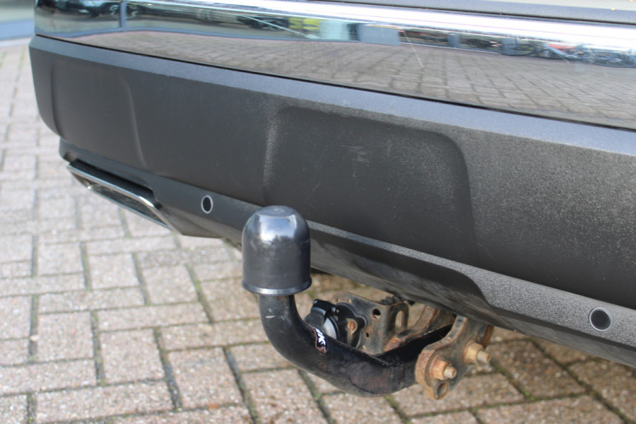 Peugeot 3008 1.2 PureTech GT Trekhaak | Navigatie | Adaptieve cruise