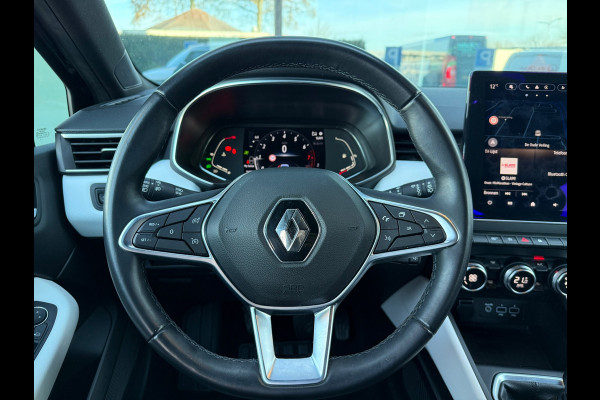 Renault Clio 1.0 TCe Intens - Groot Navi - Climate - Camera - Parkeerhulp - Org.NL