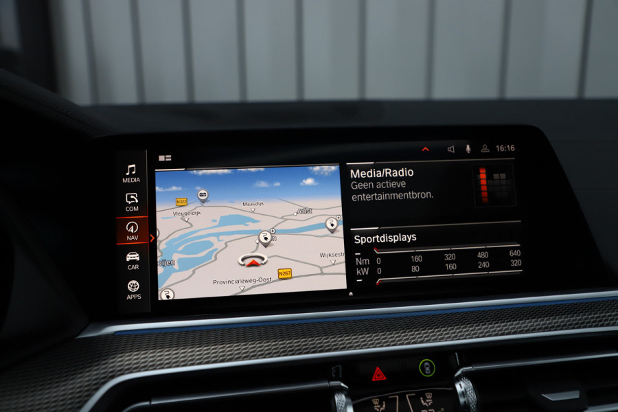 BMW X5 xDrive45e M | 394PK | Luchtvering | Head-up | Massage | M-Stoelen | Sfeerverlichting | Keyless-go | Stoelkoeling | Trekhaak | 20