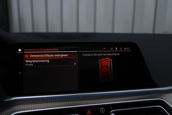 BMW X5 xDrive45e M | 394PK | Luchtvering | Head-up | Massage | M-Stoelen | Sfeerverlichting | Keyless-go | Stoelkoeling | Trekhaak | 20