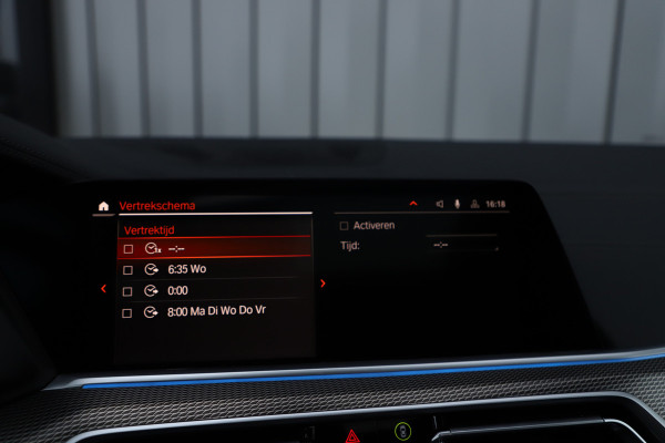 BMW X5 xDrive45e M | 394PK | Luchtvering | Head-up | Massage | M-Stoelen | Sfeerverlichting | Keyless-go | Stoelkoeling | Trekhaak | 20