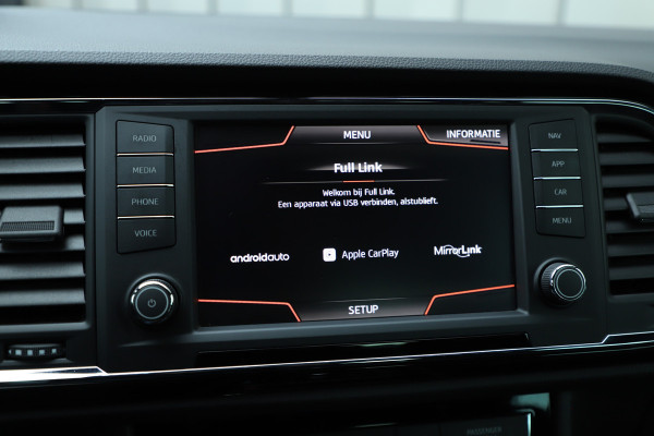 Seat Ateca 1.4 EcoTSI FR Business Intense | DSG7 | 150PK | Keyless-go | Beats audio | Stoelverwarming | Trekhaak | Carplay | Camera | 2018.