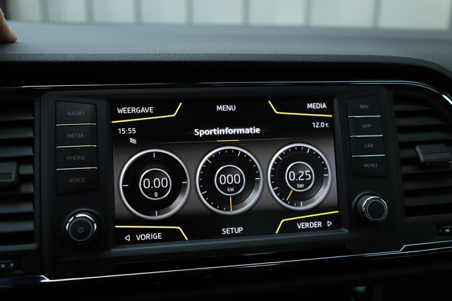 Seat Ateca 1.4 EcoTSI FR Business Intense | DSG7 | 150PK | Keyless-go | Beats audio | Stoelverwarming | Trekhaak | Carplay | Camera | 2018.