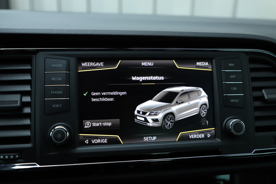 Seat Ateca 1.4 EcoTSI FR Business Intense | DSG7 | 150PK | Keyless-go | Beats audio | Stoelverwarming | Trekhaak | Carplay | Camera | 2018.