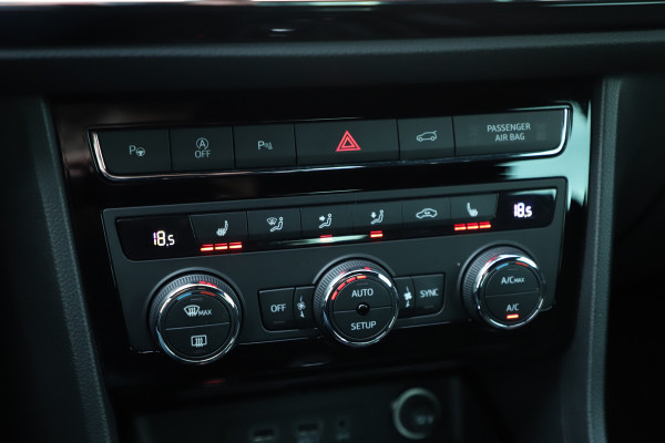 Seat Ateca 1.4 EcoTSI FR Business Intense | DSG7 | 150PK | Keyless-go | Beats audio | Stoelverwarming | Trekhaak | Carplay | Camera | 2018.