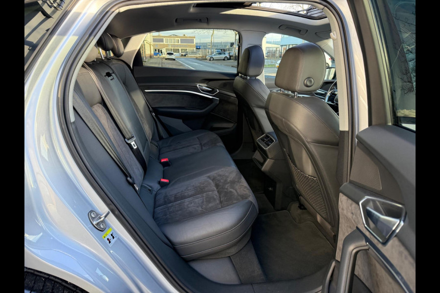 Audi e-tron Sportback 55 Quattro S edition 95 kWh LEER/PANO