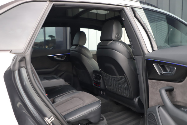 Audi Q8 55 TFSI quattro Pro Line S | 340PK | Luchtvering | Achterasbesturing | Head-up | Memory | B&O | Sfeerverlichting | Keyless-go |