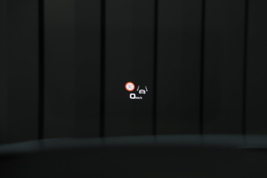 Audi Q8 55 TFSI quattro Pro Line S | 340PK | Luchtvering | Achterasbesturing | Head-up | Memory | B&O | Sfeerverlichting | Keyless-go |