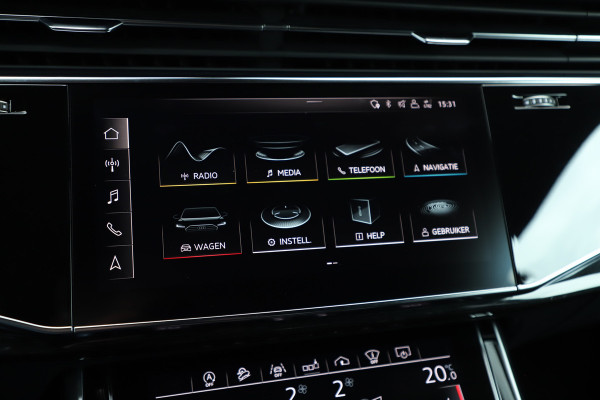 Audi Q8 55 TFSI quattro Pro Line S | 340PK | Luchtvering | Achterasbesturing | Head-up | Memory | B&O | Sfeerverlichting | Keyless-go |