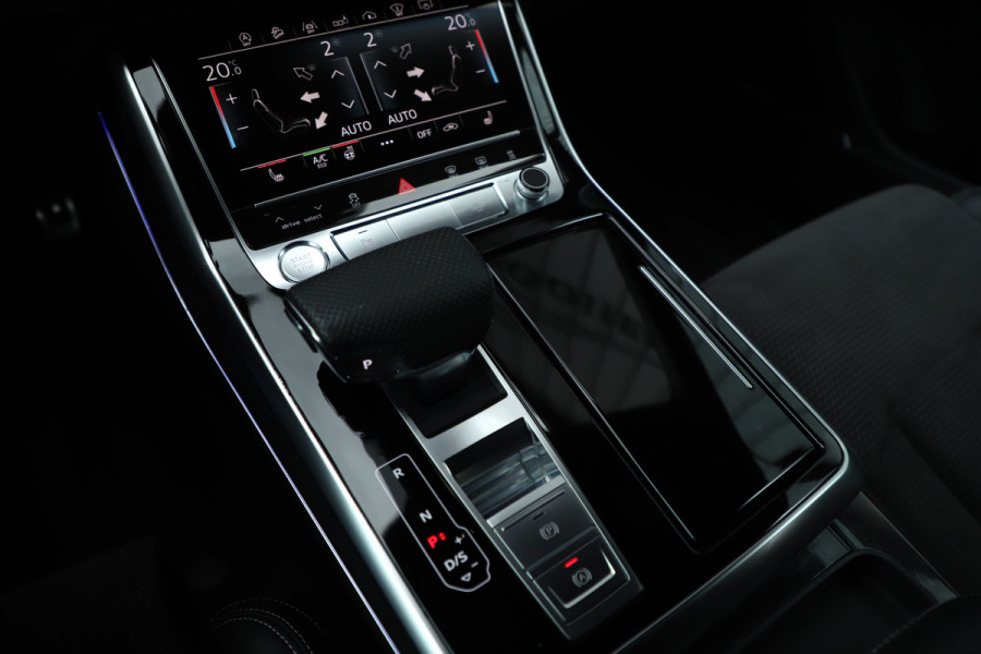 Audi Q8 55 TFSI quattro Pro Line S | 340PK | Luchtvering | Achterasbesturing | Head-up | Memory | B&O | Sfeerverlichting | Keyless-go |